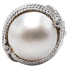Elegant Diamond and Massive Pearl 14k White Gold Ring