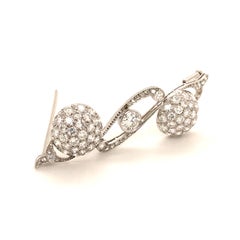 Elegant Diamond Brooch in Platinum 950
