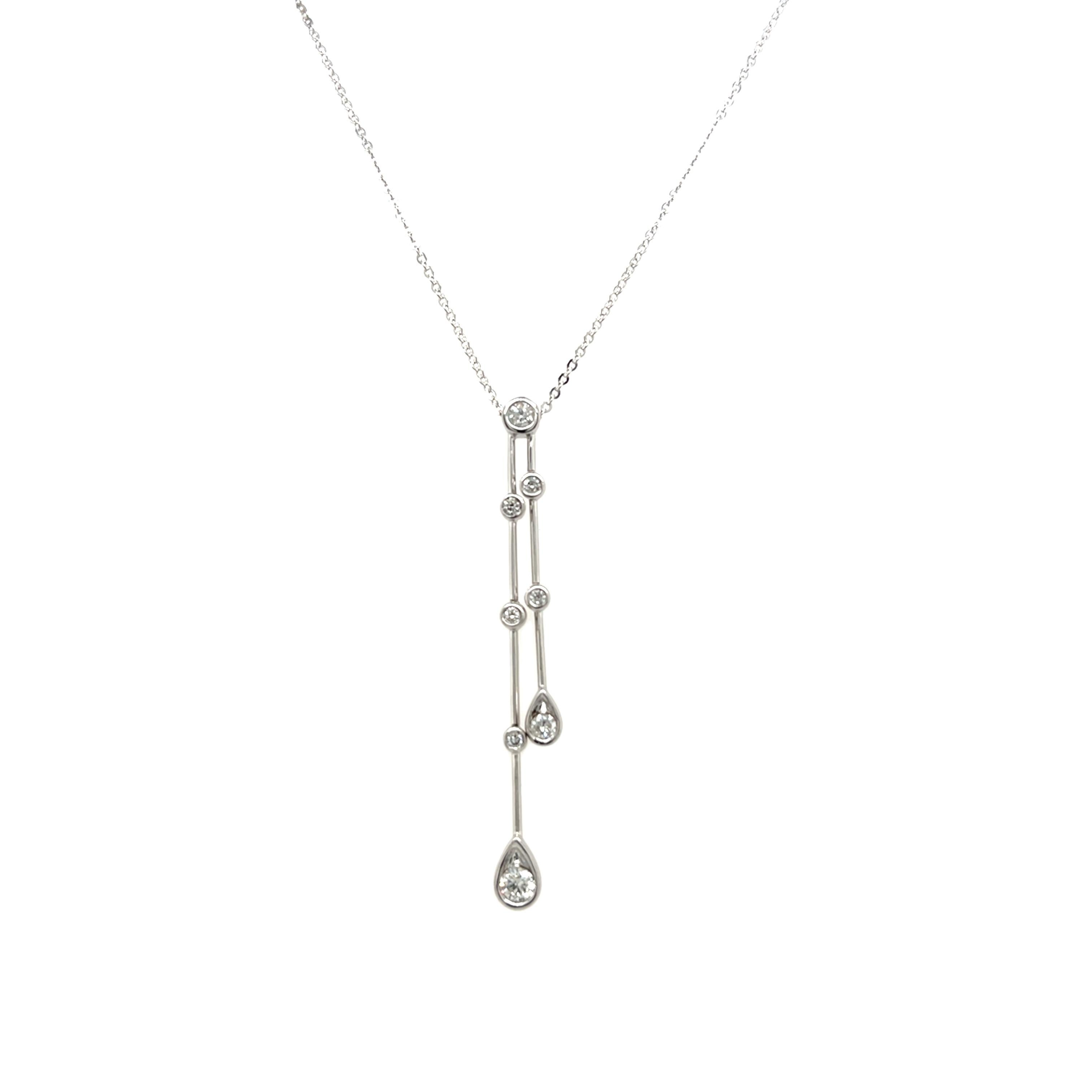Round Cut Elegant Diamond Drop Pendant Set In 18ct White Gold For Sale