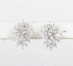 Elegant Diamond Gold Cluster Earrings
