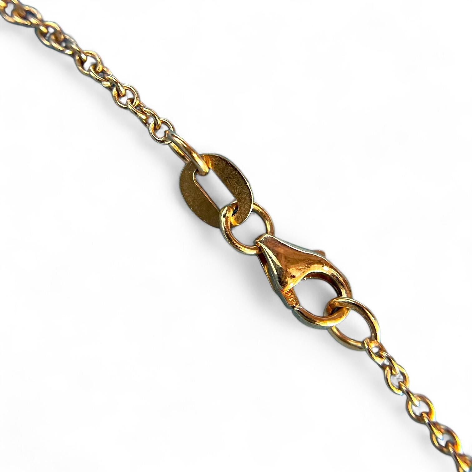 Modern Elegant Diamond Hamsa Bracelet in 14K Rose Gold For Sale