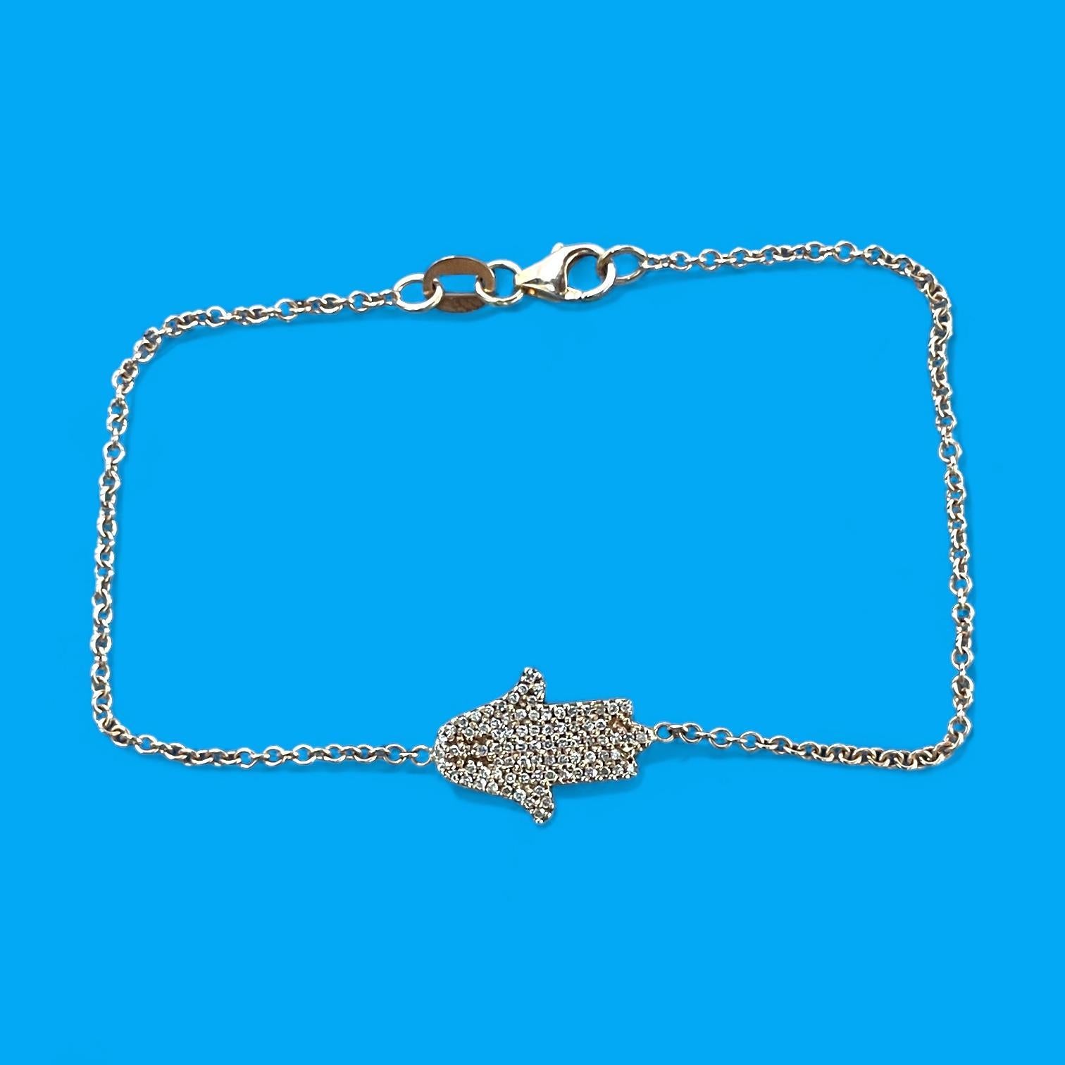 Elegant Diamond Hamsa Bracelet in 14K Rose Gold In Excellent Condition For Sale In New York, NY