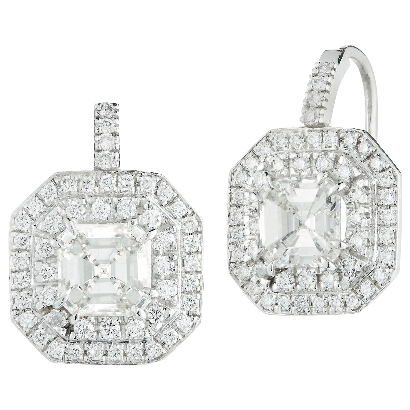 Elegant Diamond Hanging Earrings For Sale