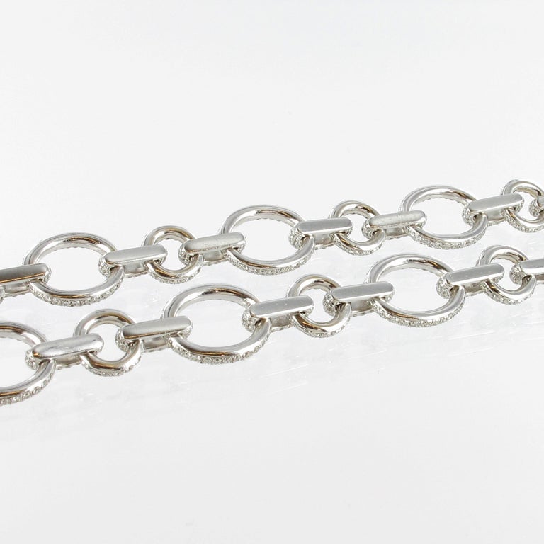 Elegant Diamond Link Necklace in White Gold For Sale at 1stDibs