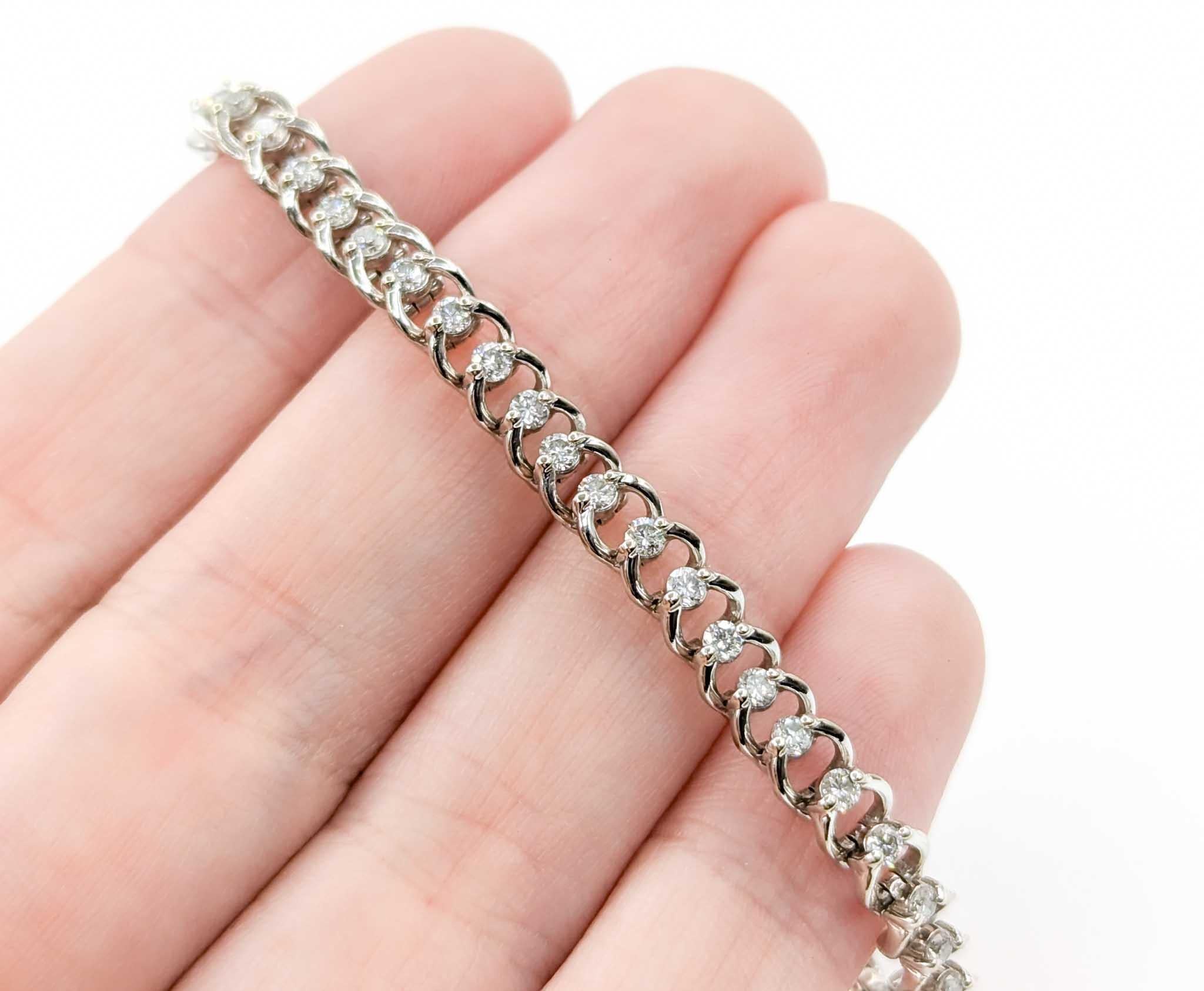 Elegant Diamond Tennis Bracelet in 14k White Gold In Excellent Condition For Sale In Bloomington, MN