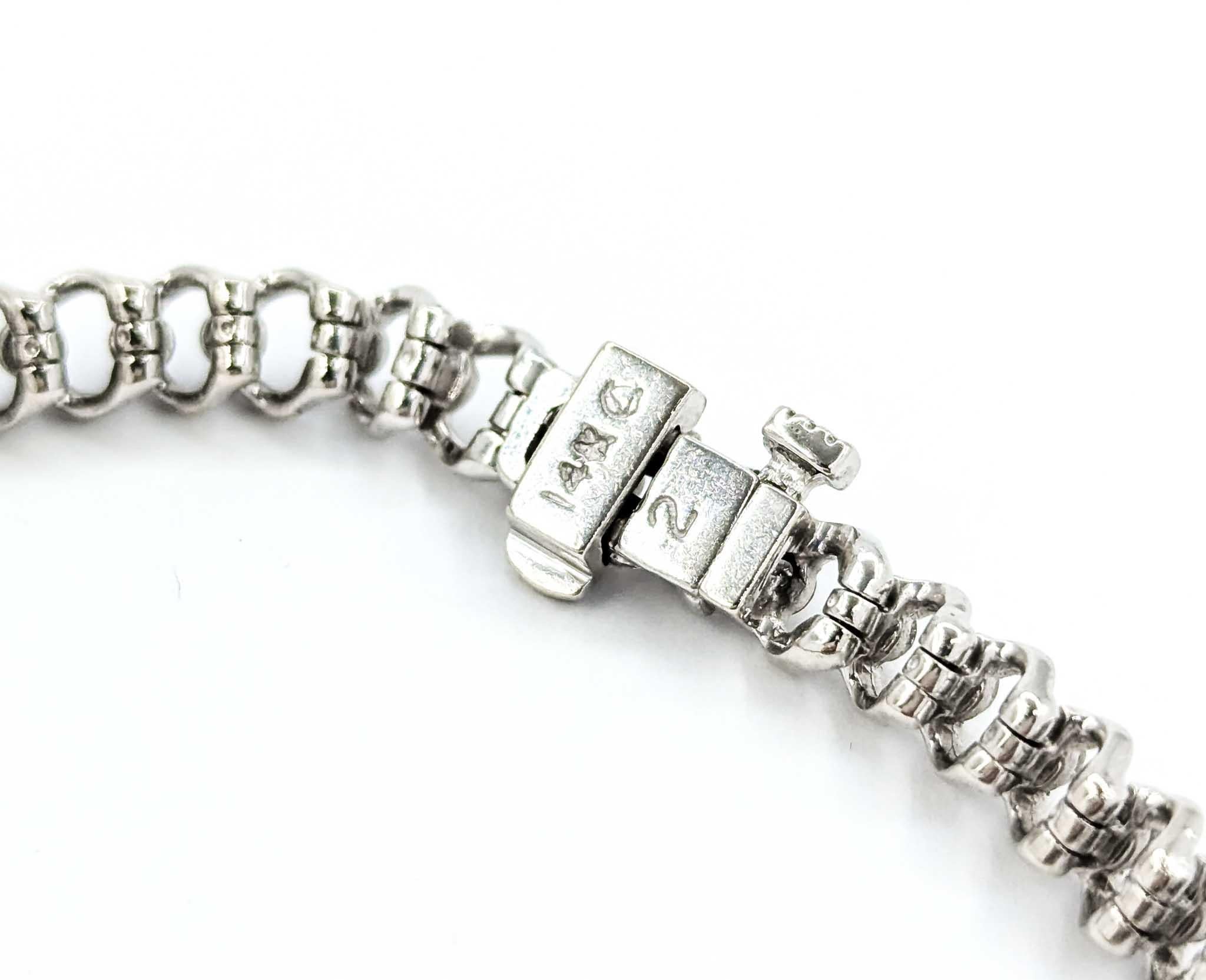 Women's Elegant Diamond Tennis Bracelet in 14k White Gold For Sale