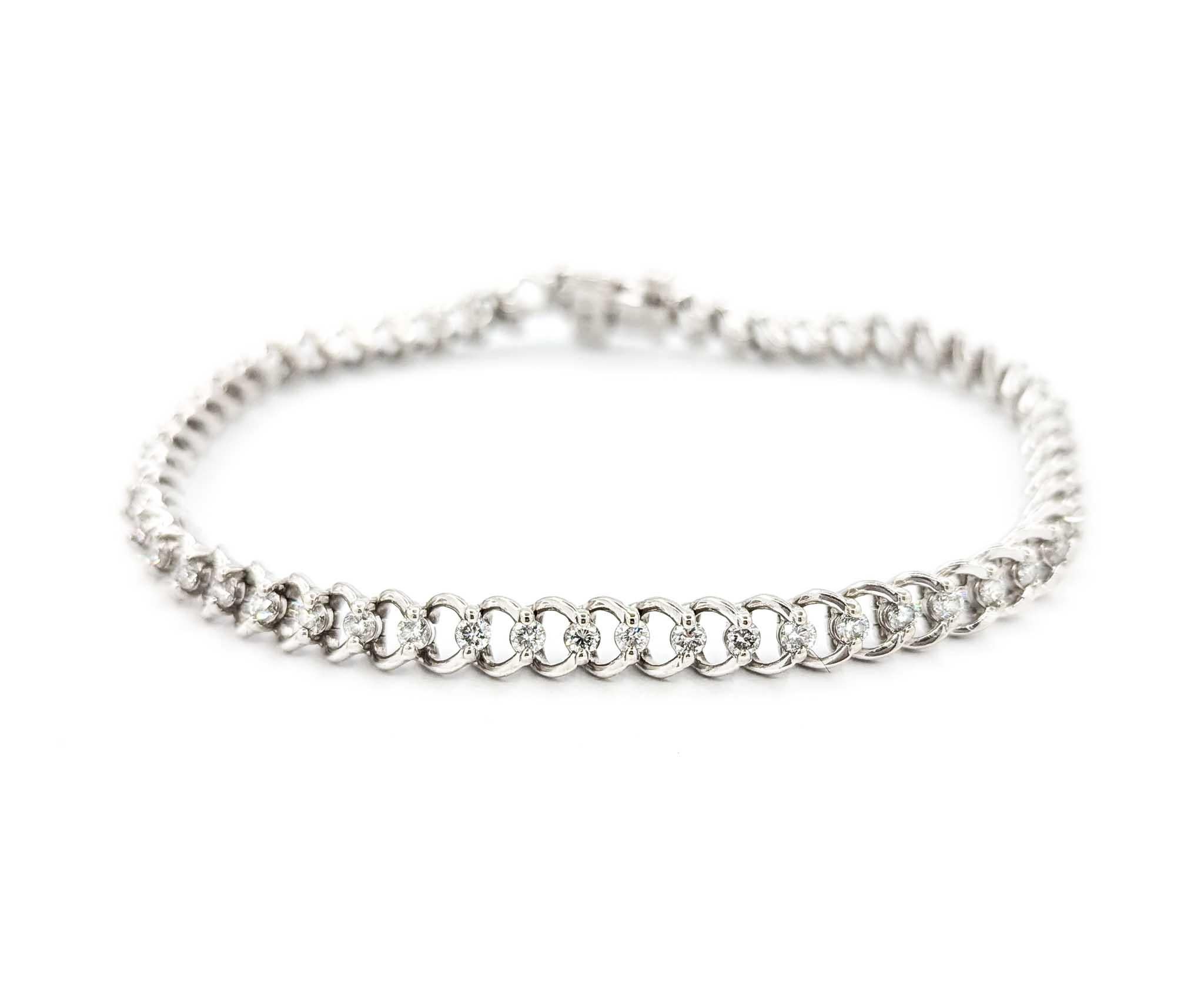 Elegant Diamond Tennis Bracelet in 14k White Gold For Sale 3