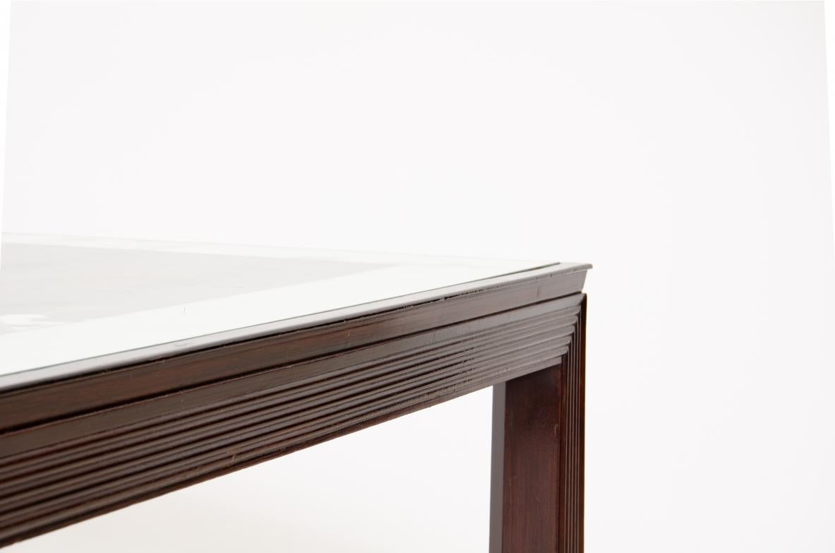 20th Century Elegant dining table with mirrored glass top For Sale