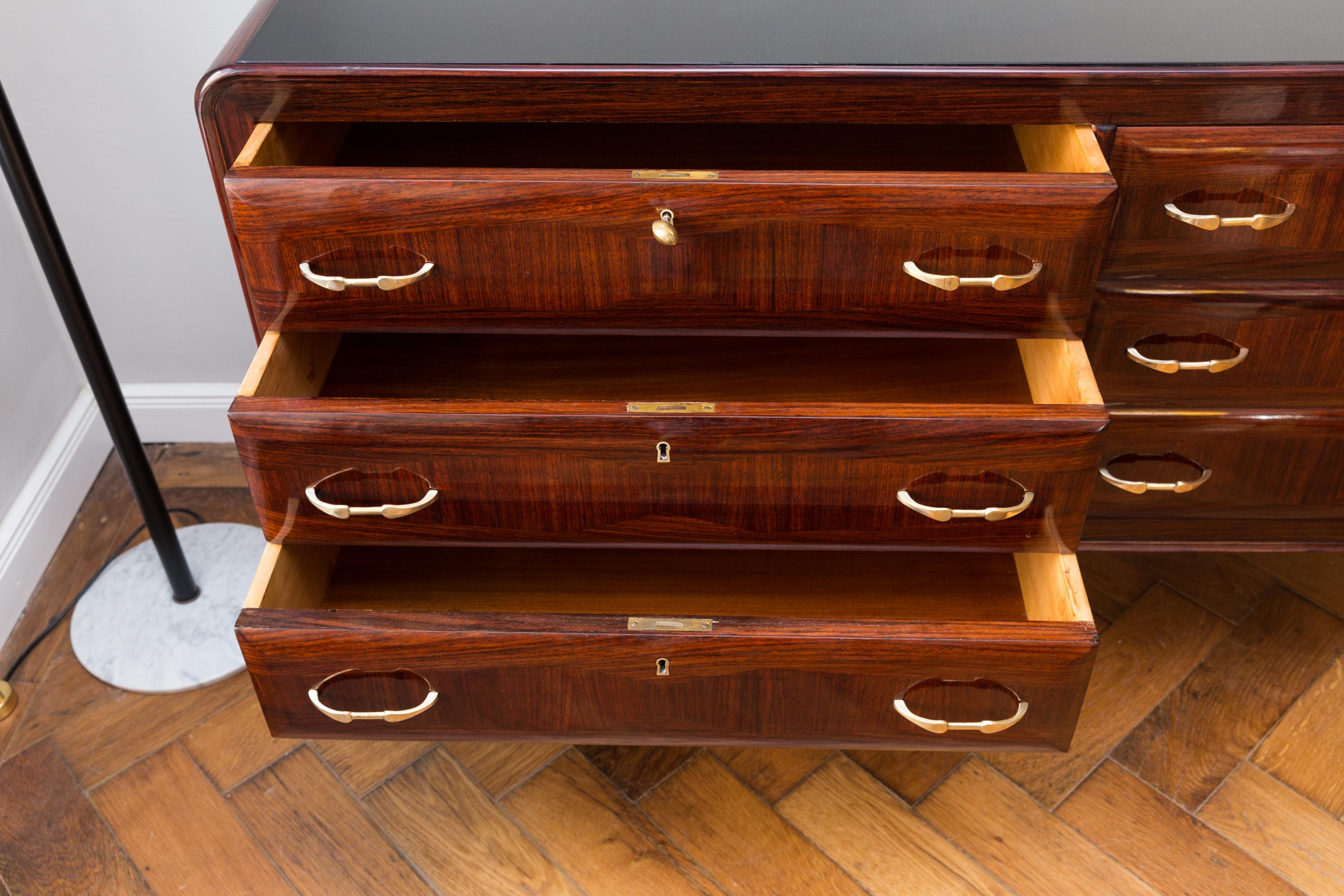 Elegant Dresser, Italy circa 1950 For Sale 3