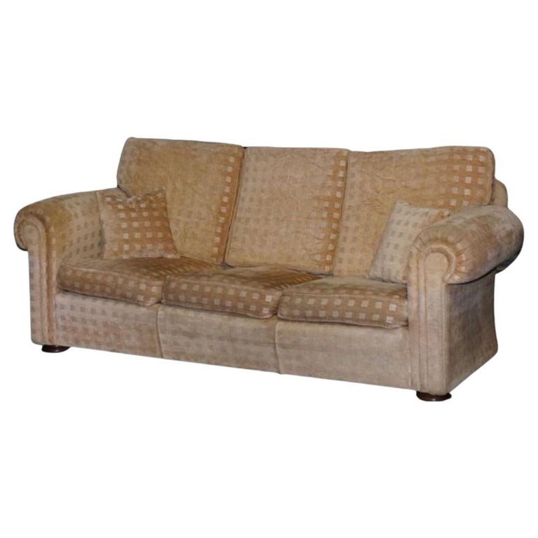 Elegant Duresta Three Seater Waldorf Sofa in Gold Checkered Fabric For