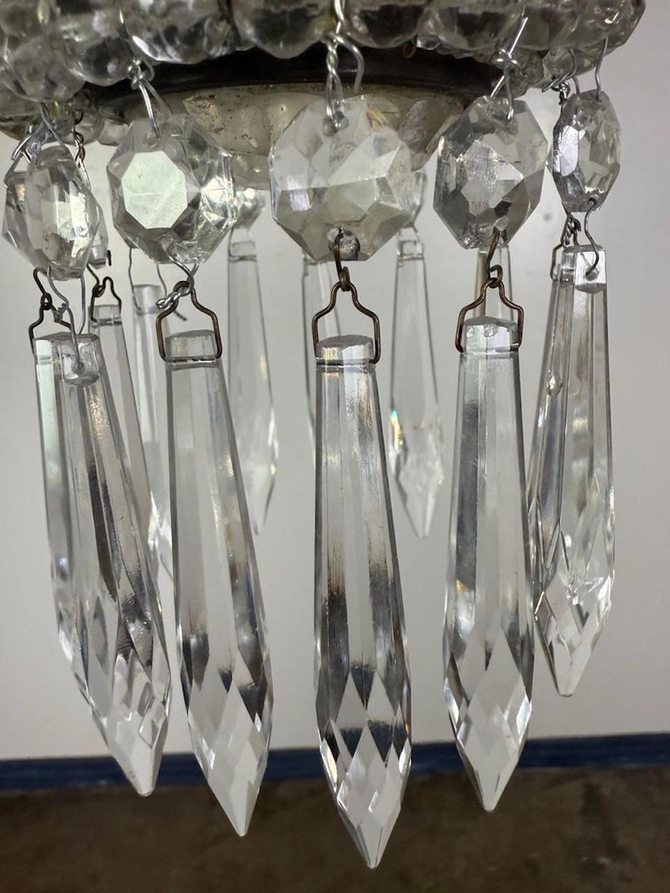 Elegant Early 20th Century Empire-Style Crystal Beaded Chandelier For Sale 5