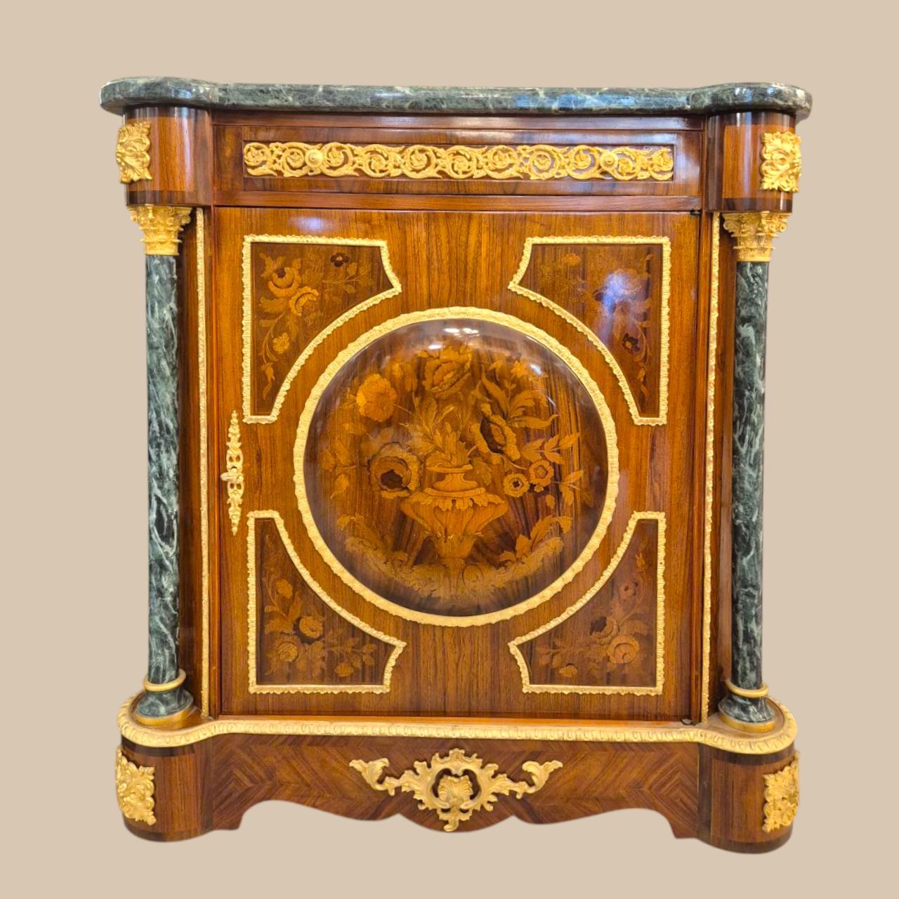 French Elegant Early 20th-Century Side Cabinet from the Hôtel Negresco, Nice For Sale