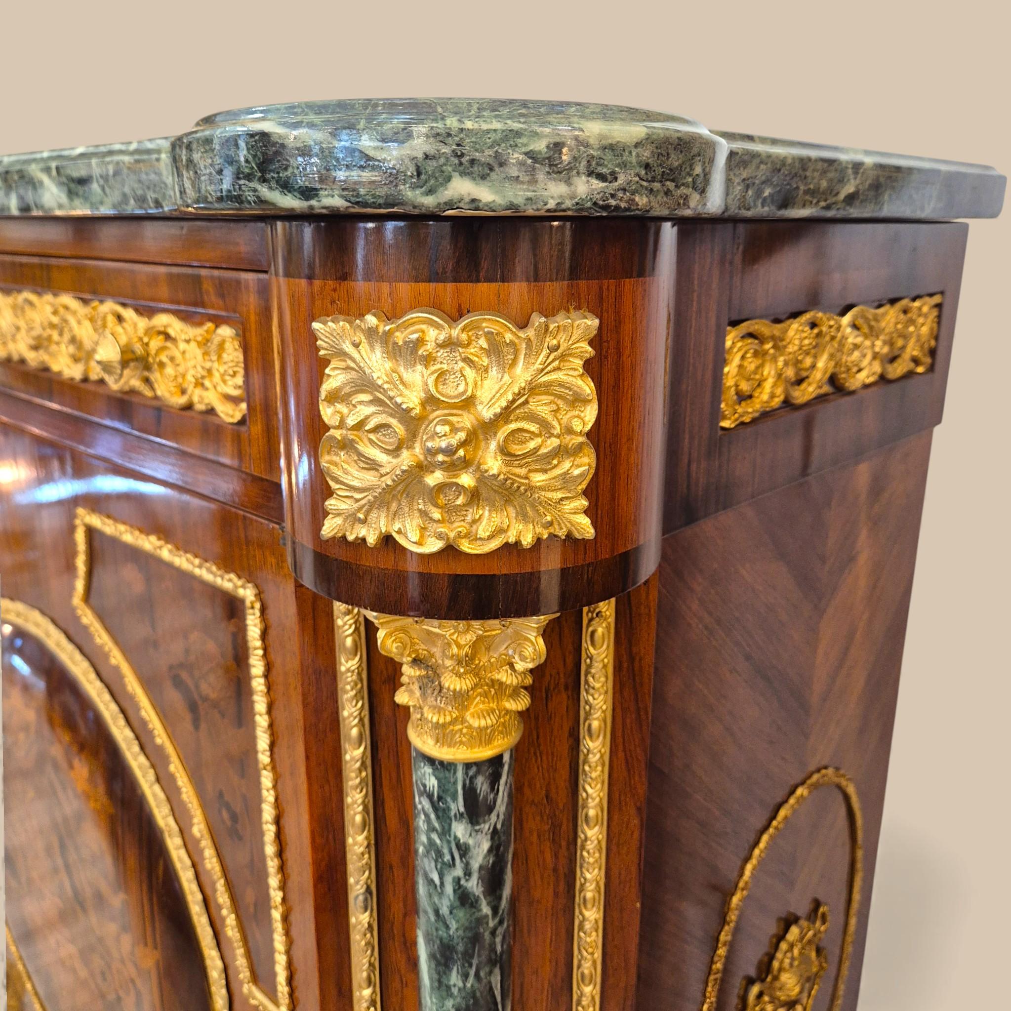 Bronze Elegant Early 20th-Century Side Cabinet from the Hôtel Negresco, Nice For Sale