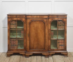 Elegant Early 20th-Century Walnut Breakfront Bookcase