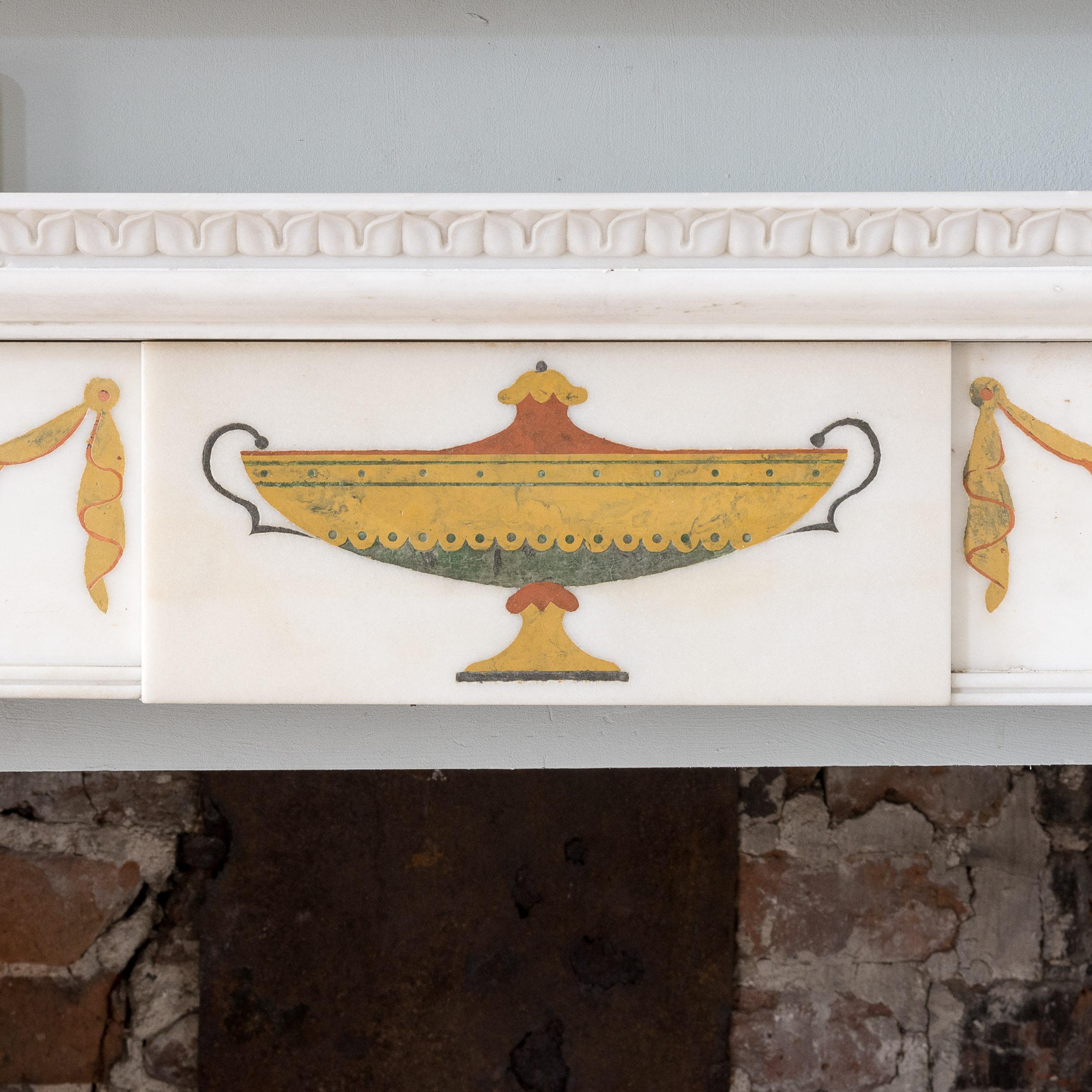 Elegant Early Twentieth Century Statuary Marble Neo-Classical Fire Surround In Good Condition For Sale In London, GB