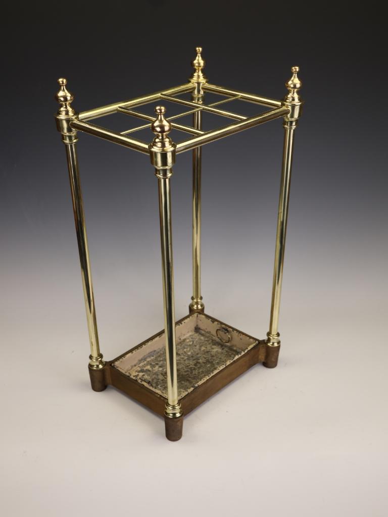Elegant Edwardian Brass Umbrella / Stick Stand c 1900
A highly refined and structurally sound stick or umbrella stand, dating from the Edwardian period, circa 1900–1910.

This piece is an excellent example of the Edwardian transition in taste,