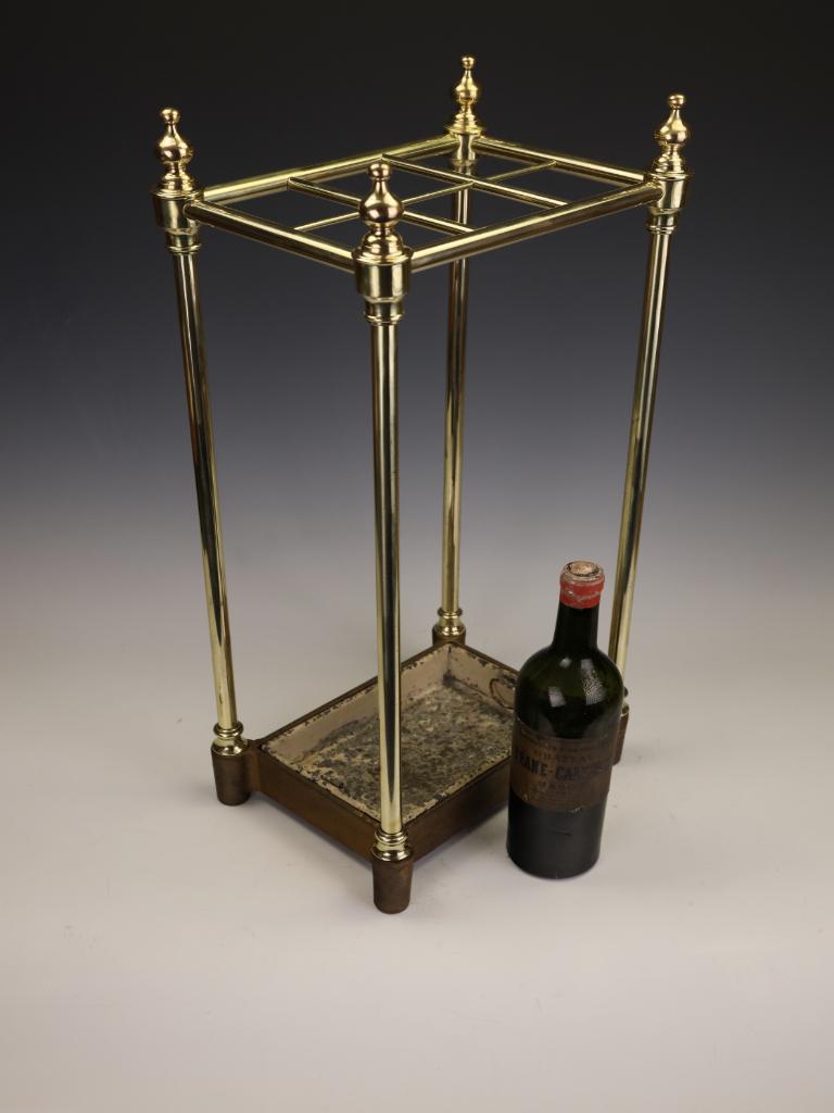 British Elegant Edwardian Brass Umbrella / Stick Stand c 1900 For Sale