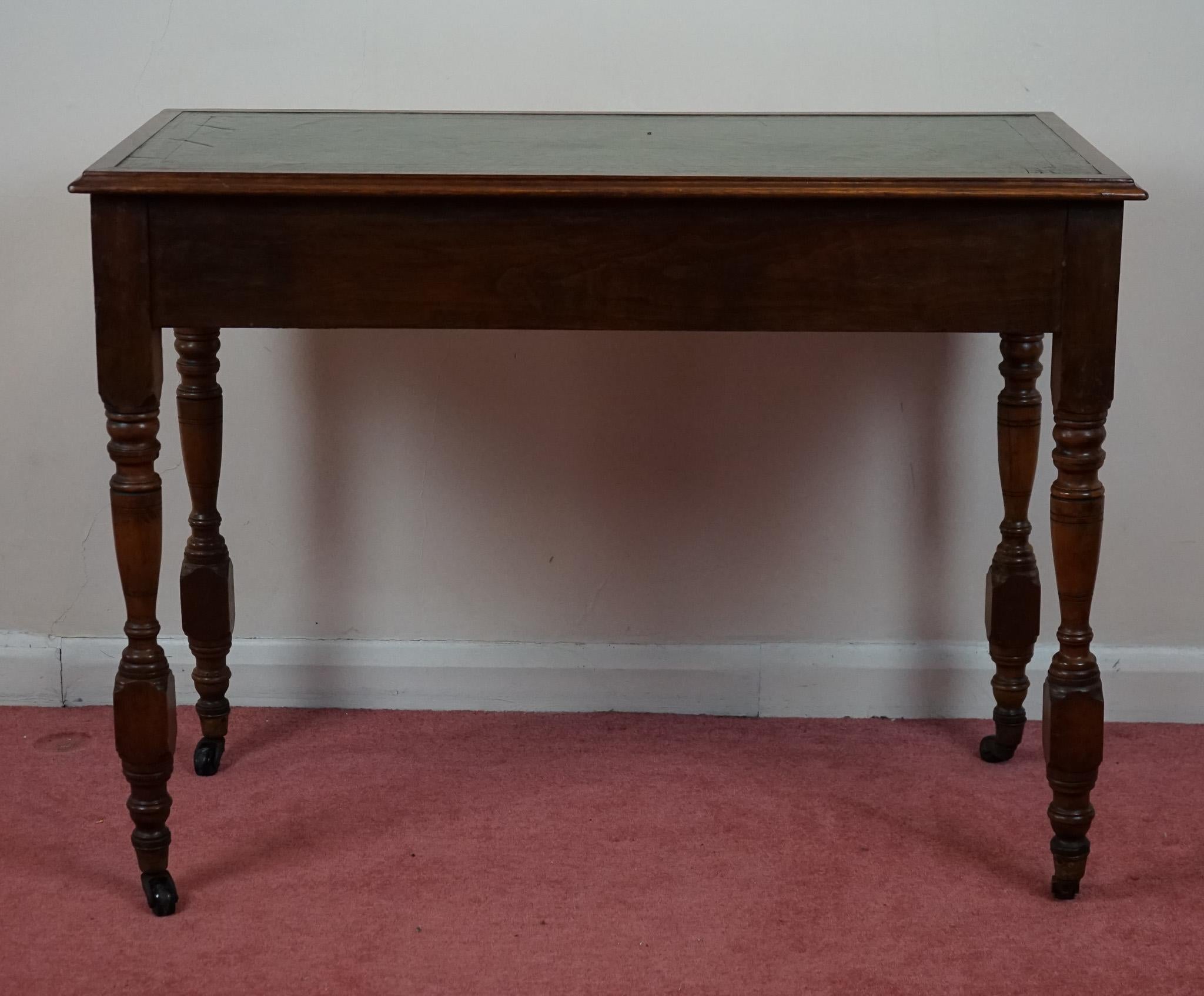 Leather Elegant Edwardian Mahogany Antique Writing Table