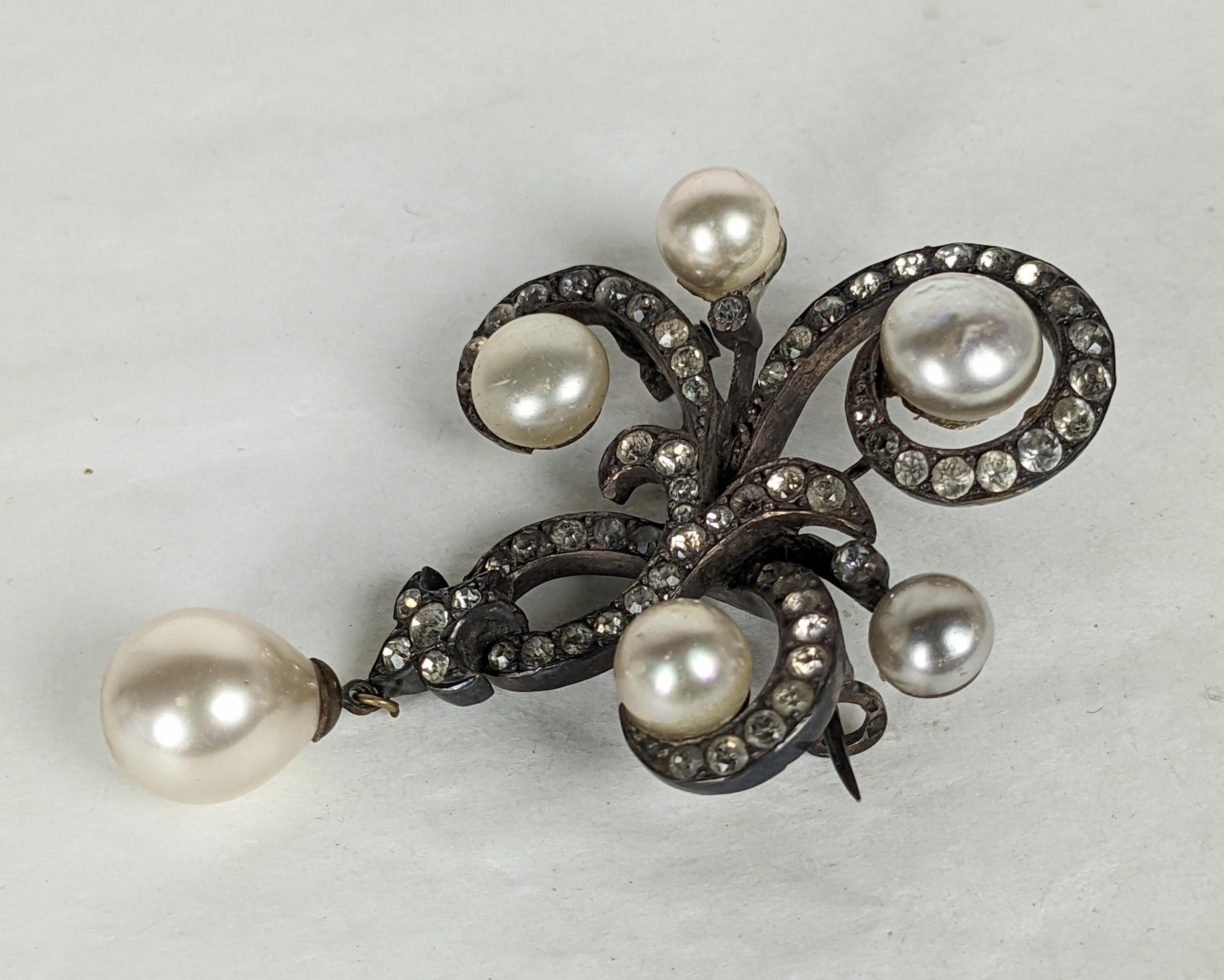 Elegant Edwardian Paste and Faux Pearl Brooch In Good Condition For Sale In New York, NY