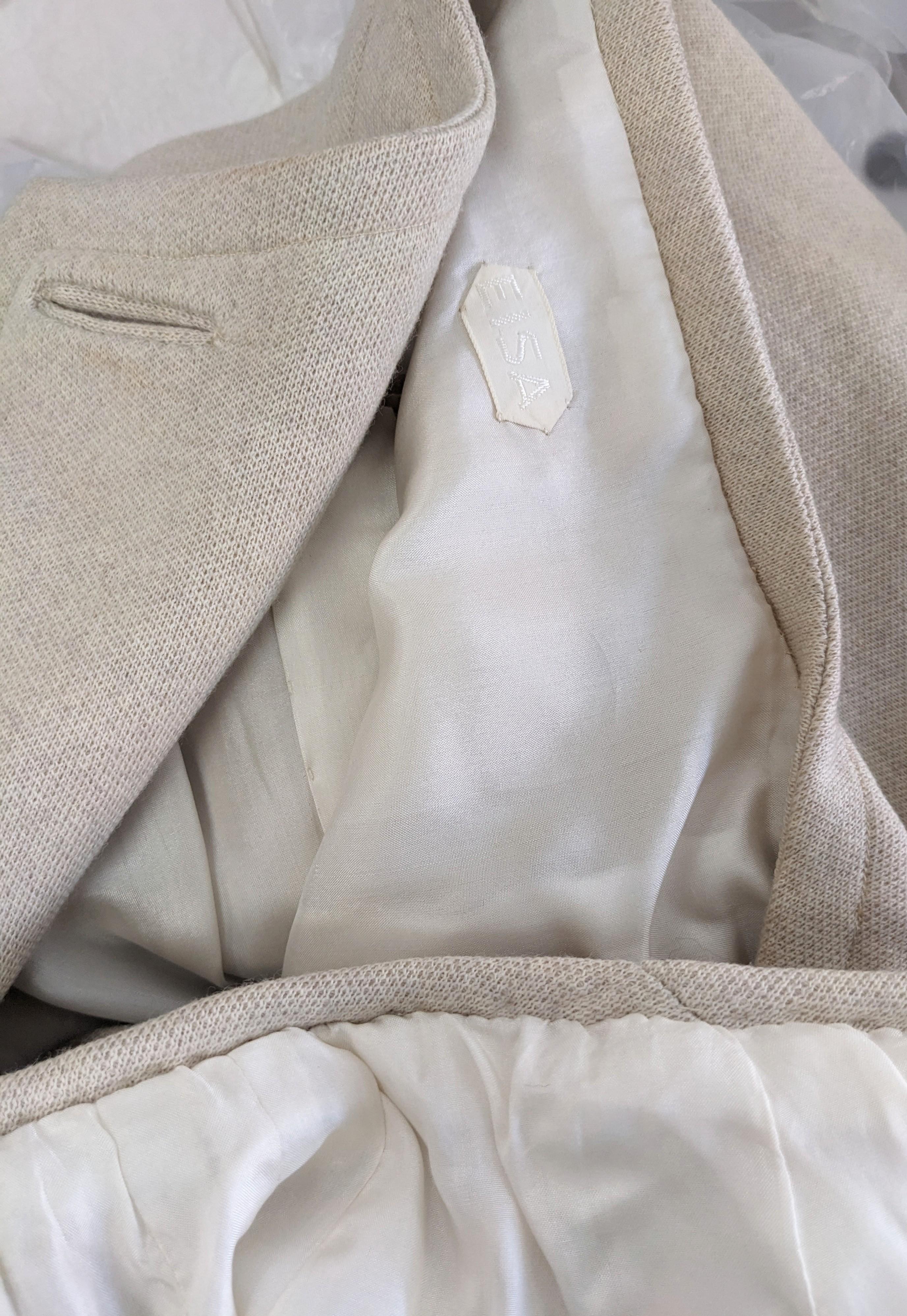Eleganza di Eisa, Jersey di lana color avena, Balenciaga in vendita 6