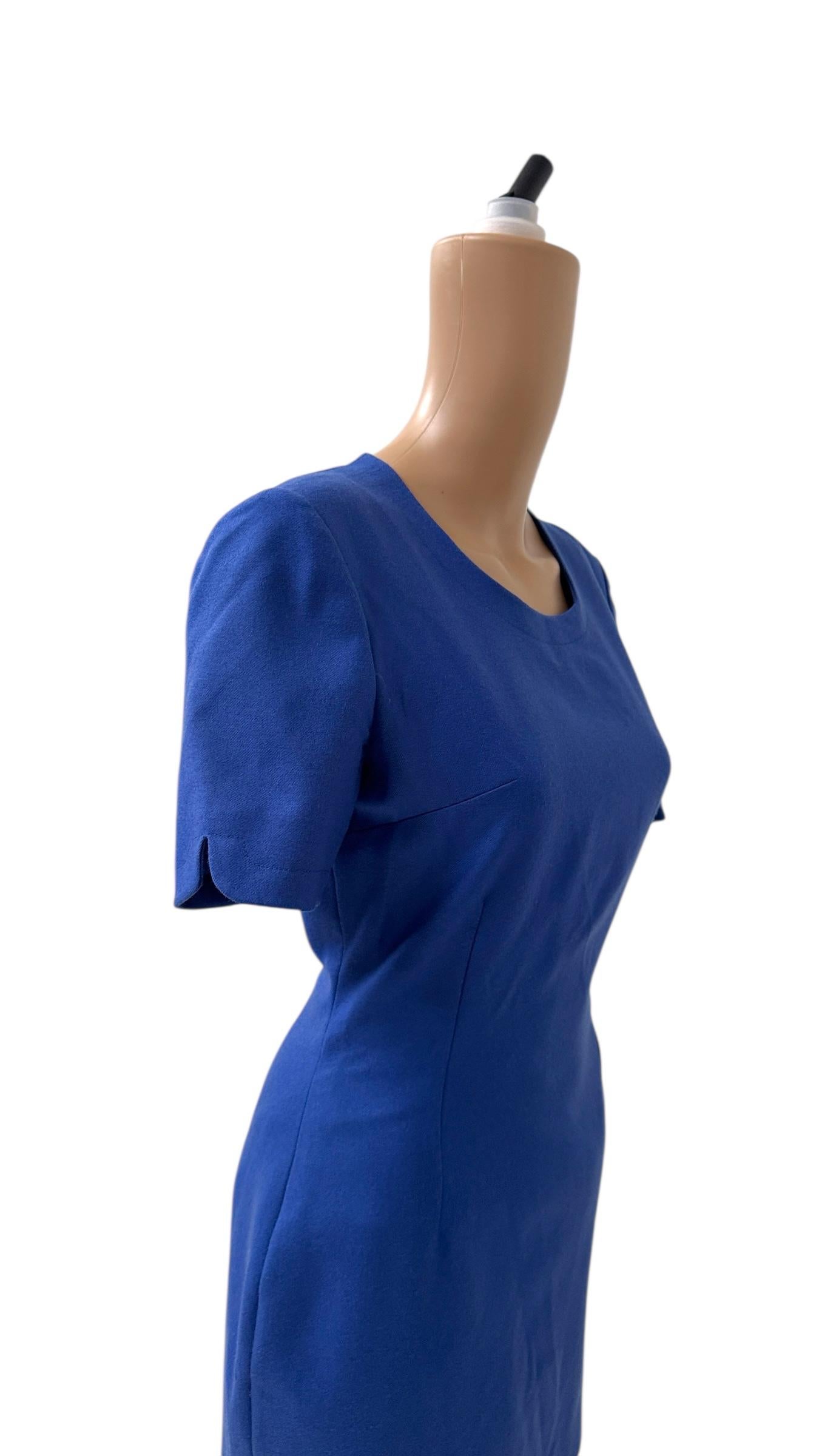Elegante minivestido vintage azul eléctrico de Miss V Valentino en venta 12