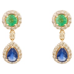 Eleganza degli orecchini a goccia con smeraldo e zaffiro in oro giallo 14K e diamante a raggiera