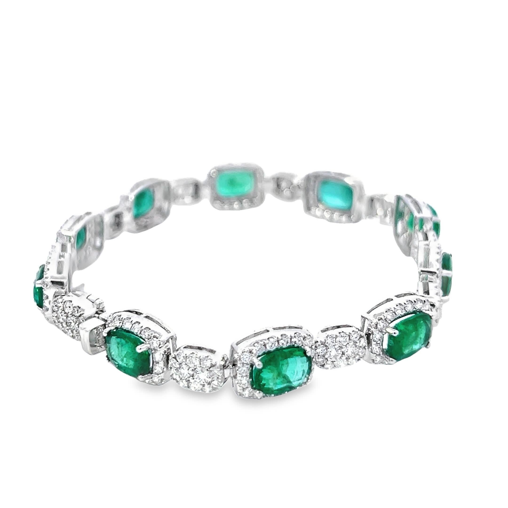 Elegante Pulsera Esmeralda en Nuevo estado para la venta en Great Neck Plaza, NY