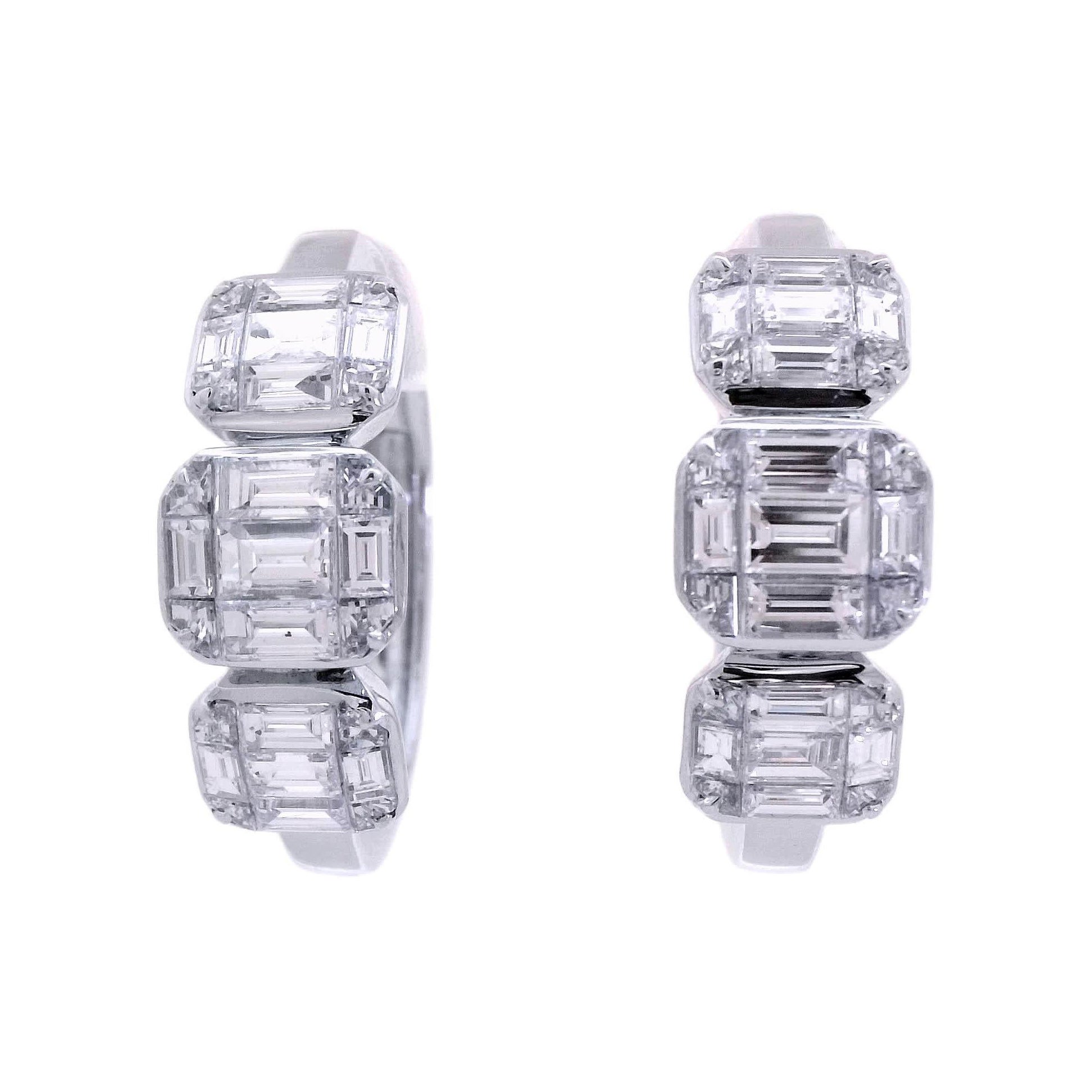 Elegance - Boucles d'oreilles taille émeraude en vente