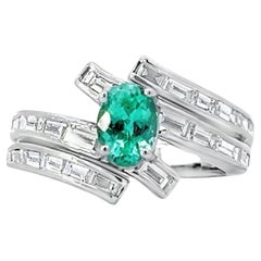 Elegant Emerald Engagement Ring