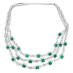 Elegant Emerald Necklace