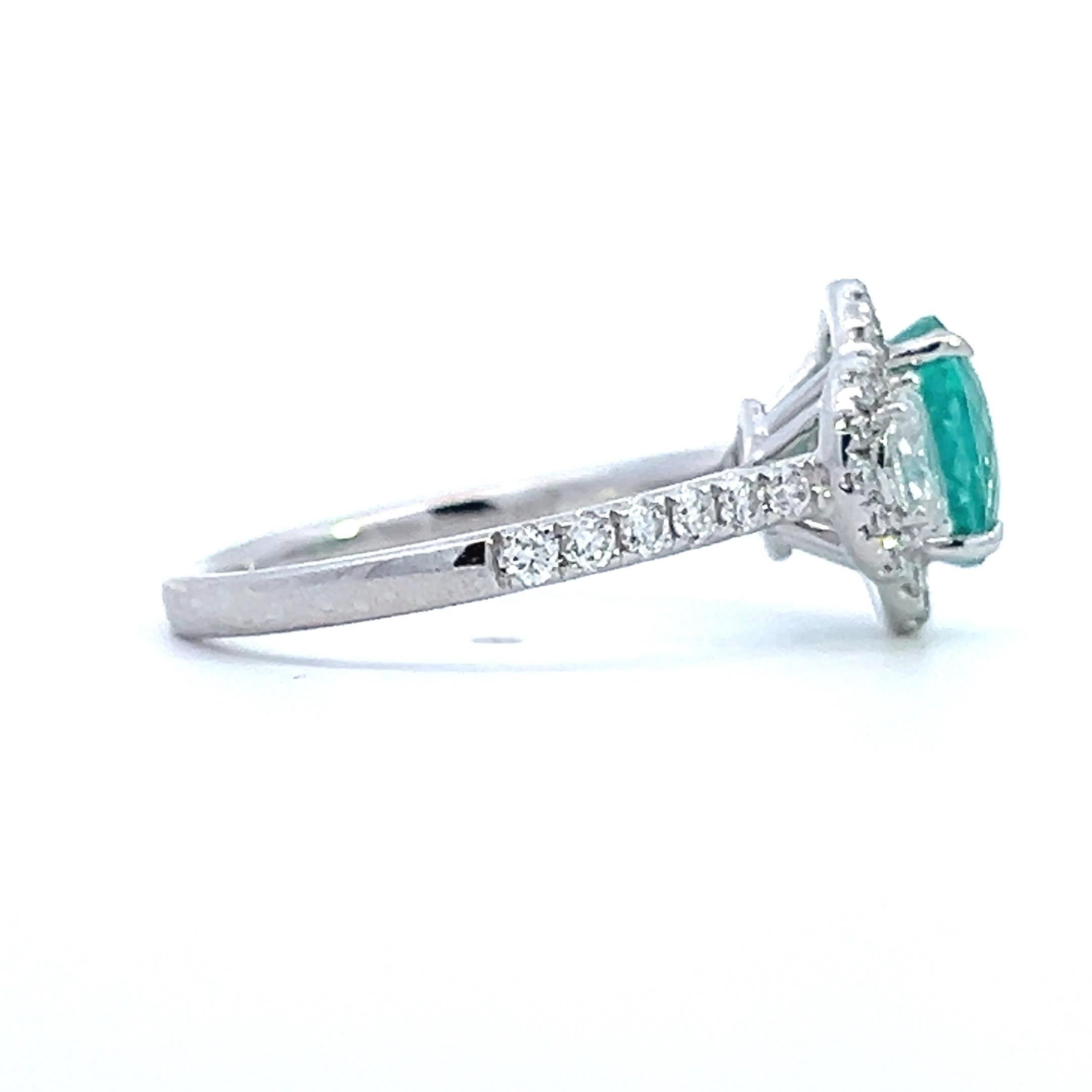 Eleganter Smaragdring Damen im Angebot