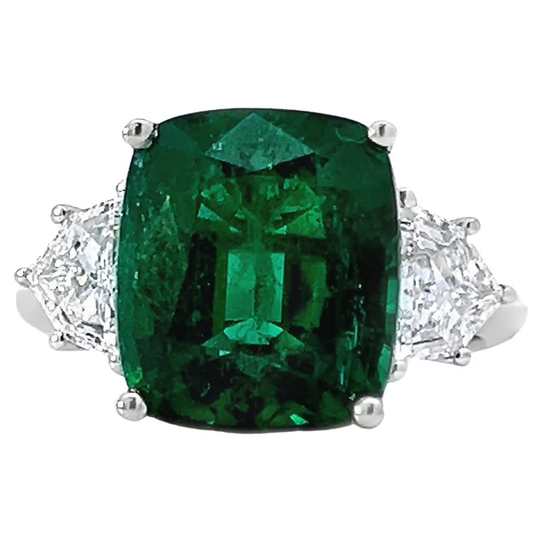 Eleganter Smaragdring im Angebot