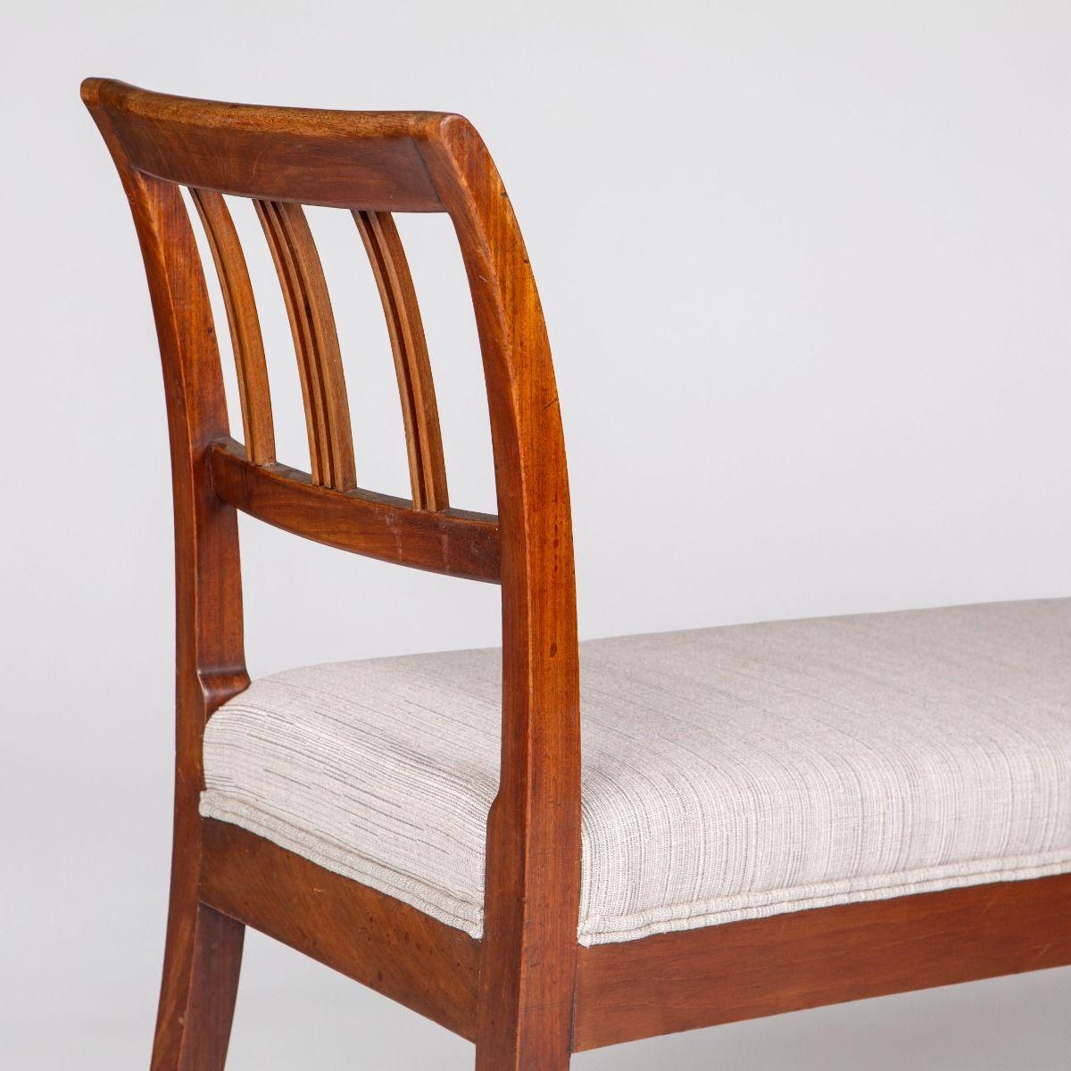 Tissu Banc Empire élégant en acajou en vente