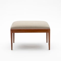 Elegante Banco Imperio de Caoba con Incrustaciones de Madera Satinada