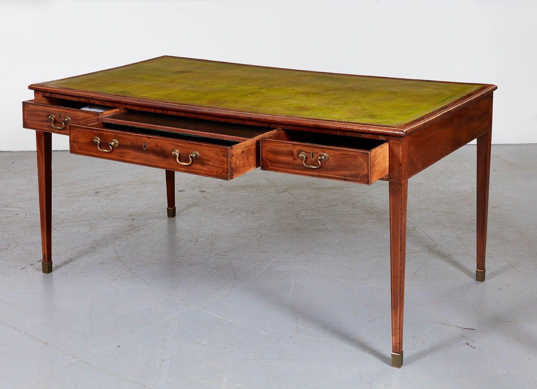 Woodwork Elegant English Leather Top Writing Table For Sale