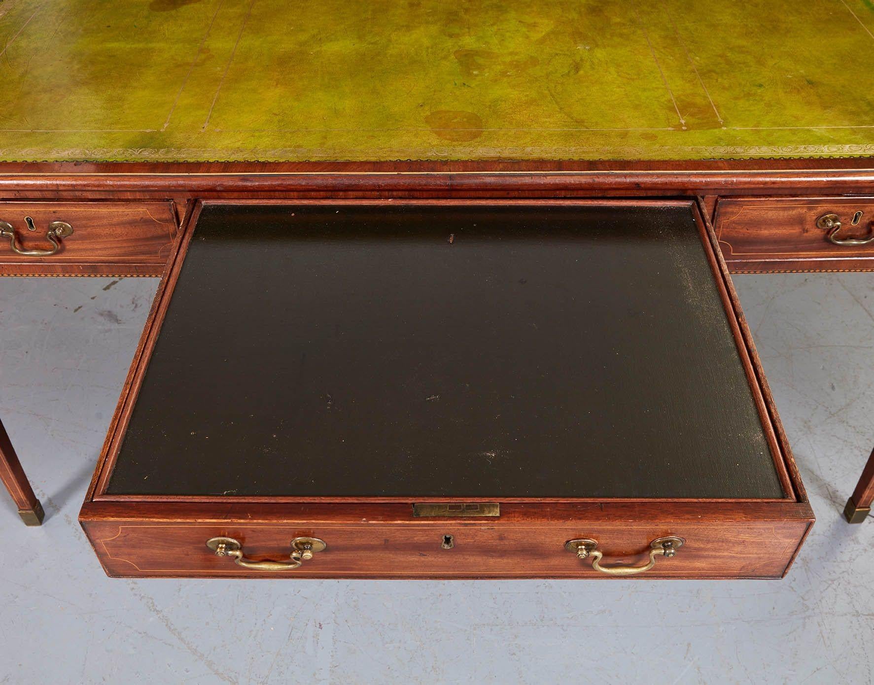 Elegant English Leather Top Writing Table For Sale 3