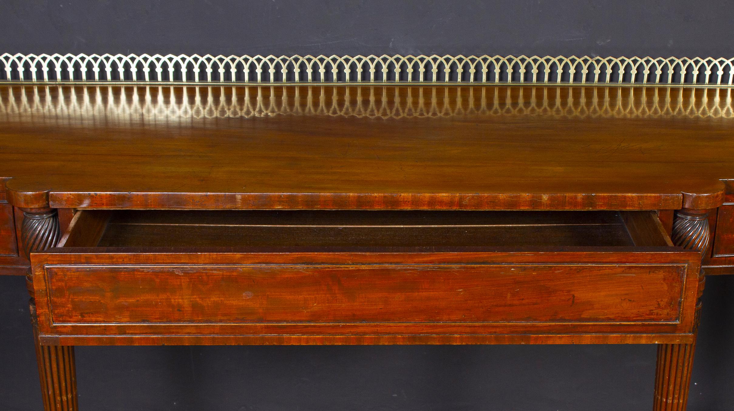 19th Century Elegant English Mahogany Ormolu Mounted Dessert Console Table, circa 1810
