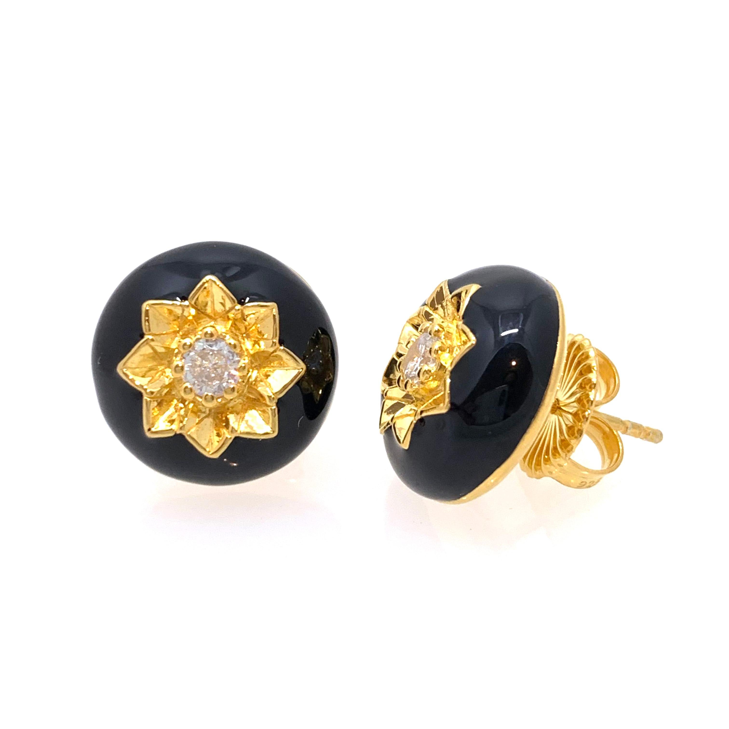 Contemporary Elegant Engraved Flower Black Enamel Round Stud Sterling Silver Earrings