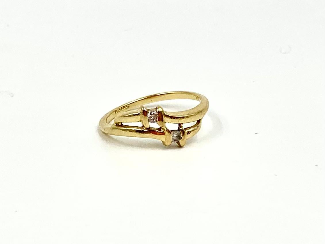 Eleg Estate Diamond Anello Bypass in oro giallo 14K in vendita 5