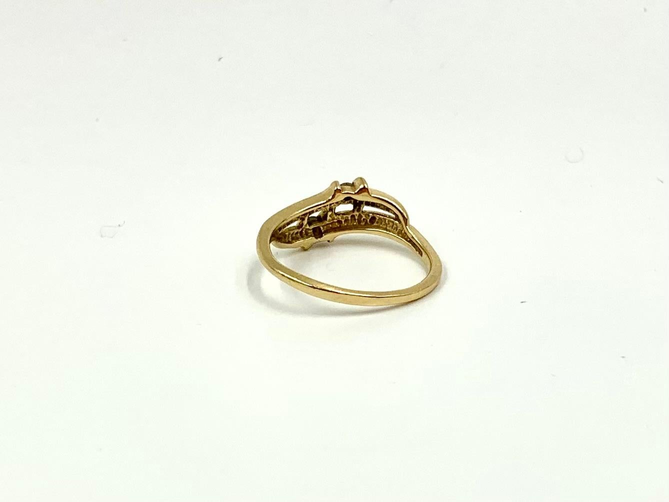 Eleg Estate Diamond Anello Bypass in oro giallo 14K in vendita 2