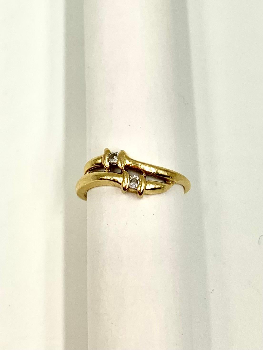 Eleg Estate Diamond Anello Bypass in oro giallo 14K in vendita 4