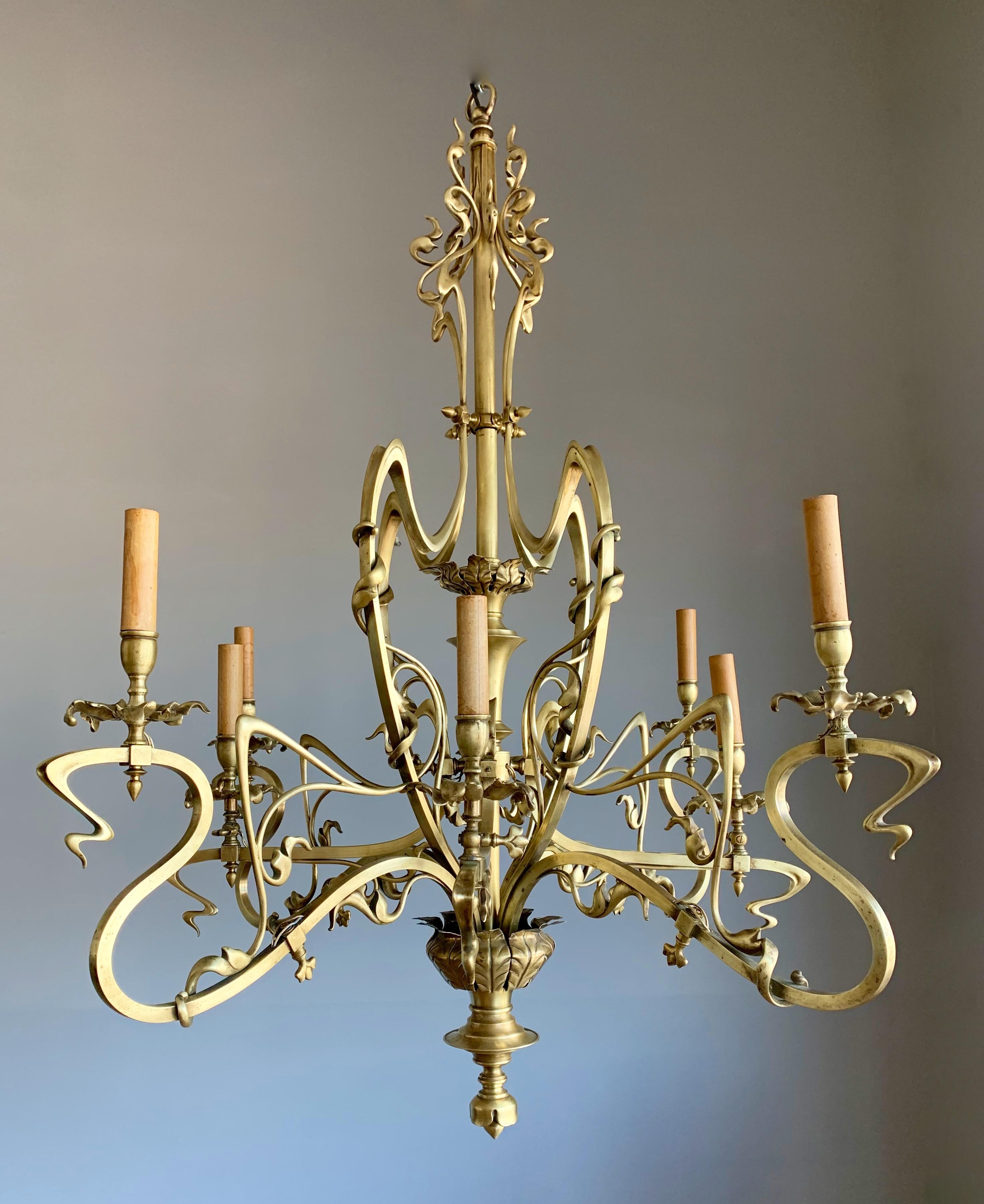 Polished Large and Top Quality, Elegant & Exquisite Bronze 8 Light Art Nouveau Chandelier For Sale