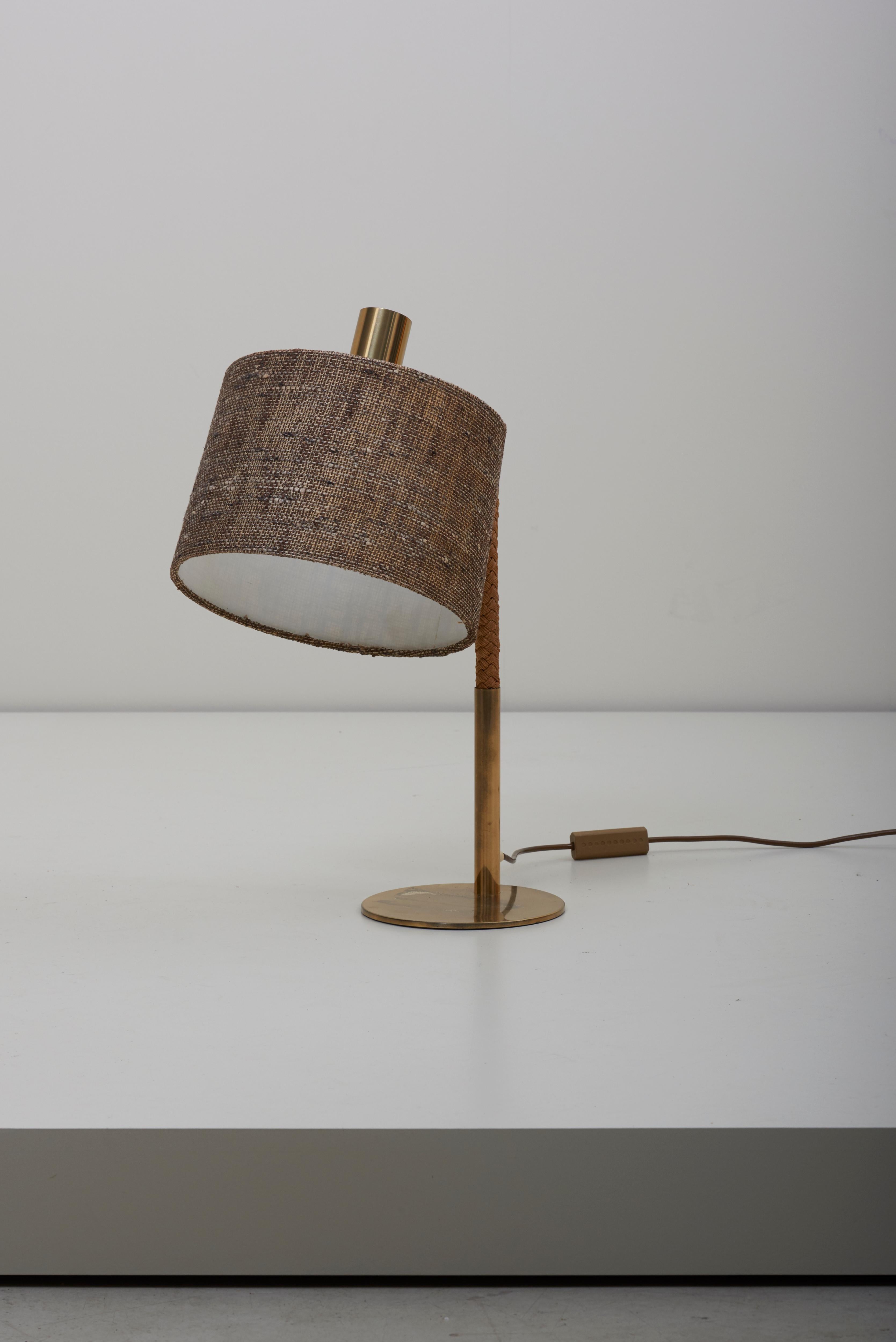Mid-Century Modern Elegant Fine Rope Table Lamp in Style of Adrien Audoux For Sale
