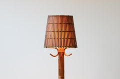 Elegant lampadaire en jonc