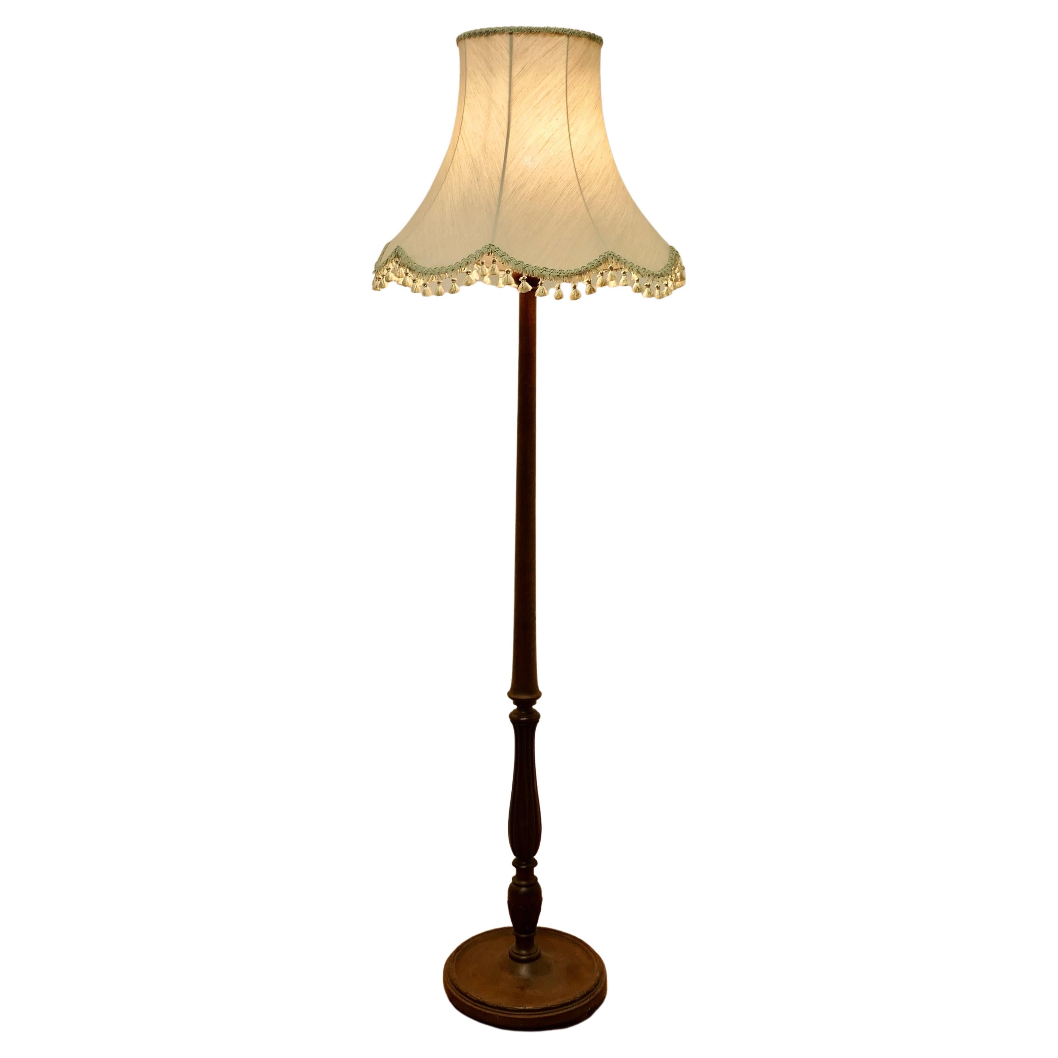 Elegant Floor Standing Standard Lamp