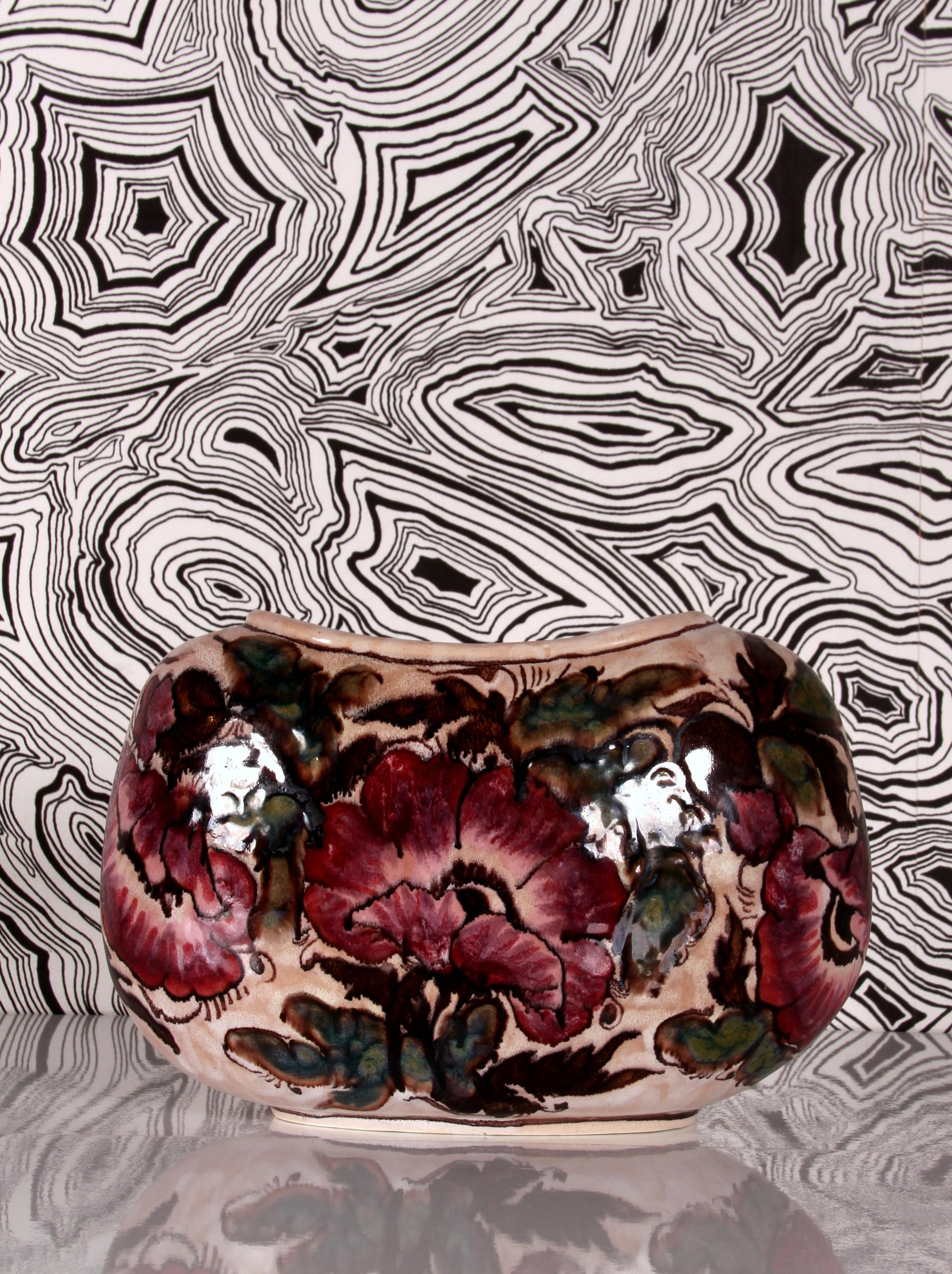 elegante, kunstvolle italienische Blumenvase von Elio Schiavon, Italien, 1960er Jahre, handbemalt (Glasiert) im Angebot