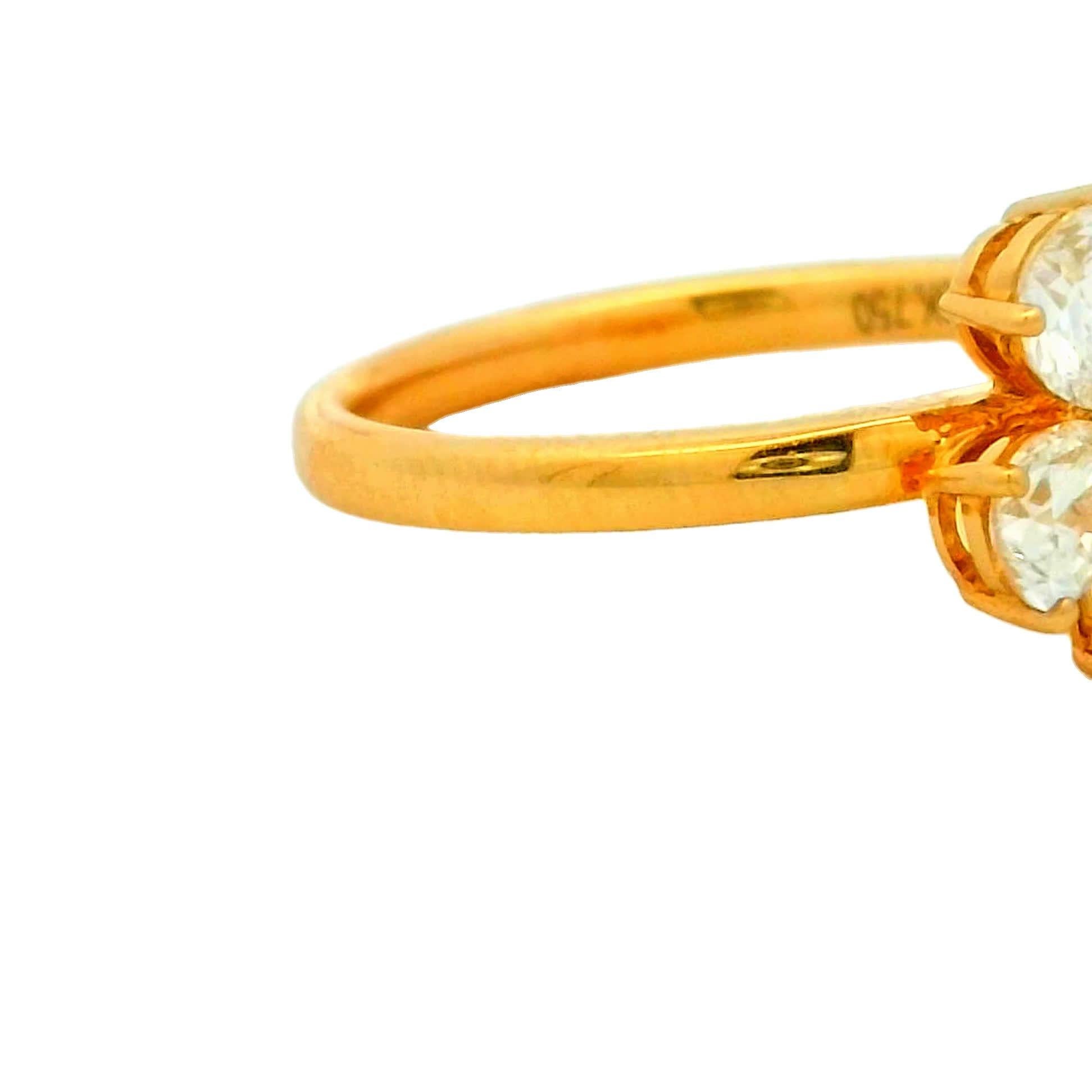 Anello d'oro con elegante design floreale in vendita 1