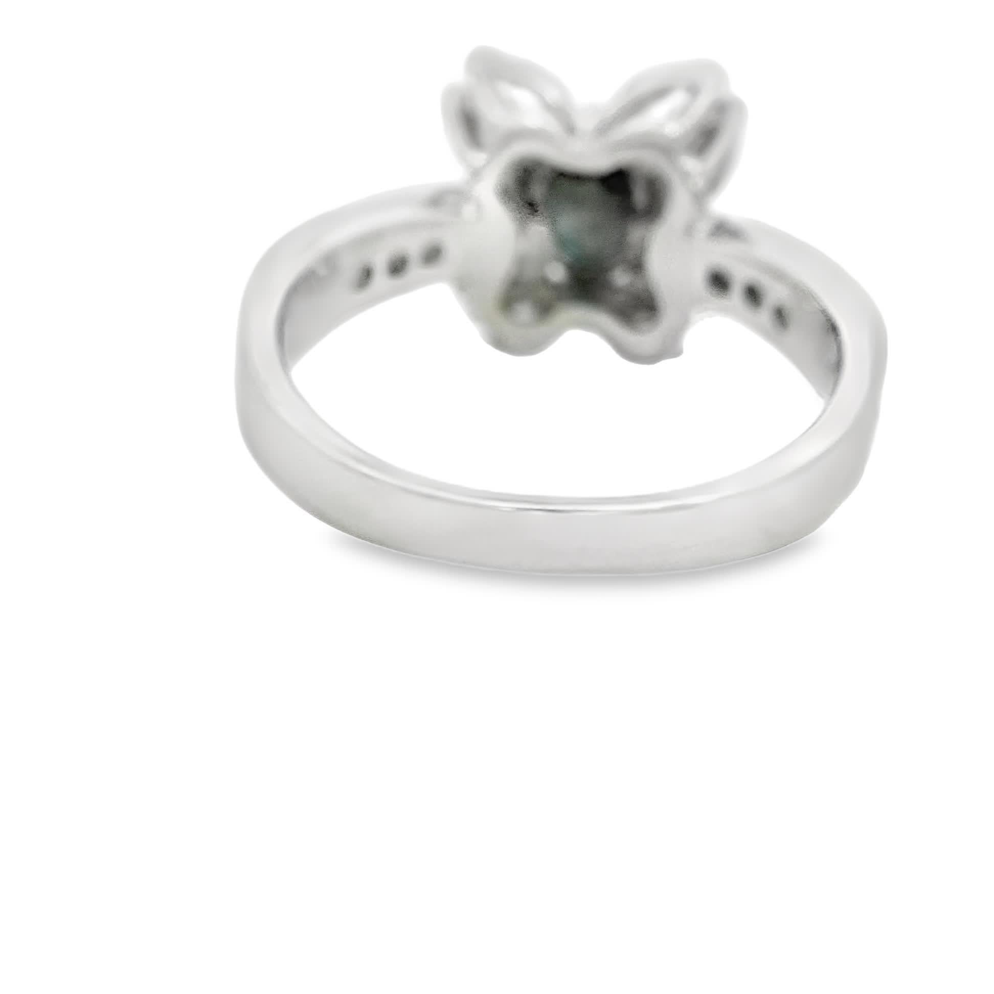 Ring mit elegantem floralem Design im Zustand „Neu“ im Angebot in Great Neck Plaza, NY