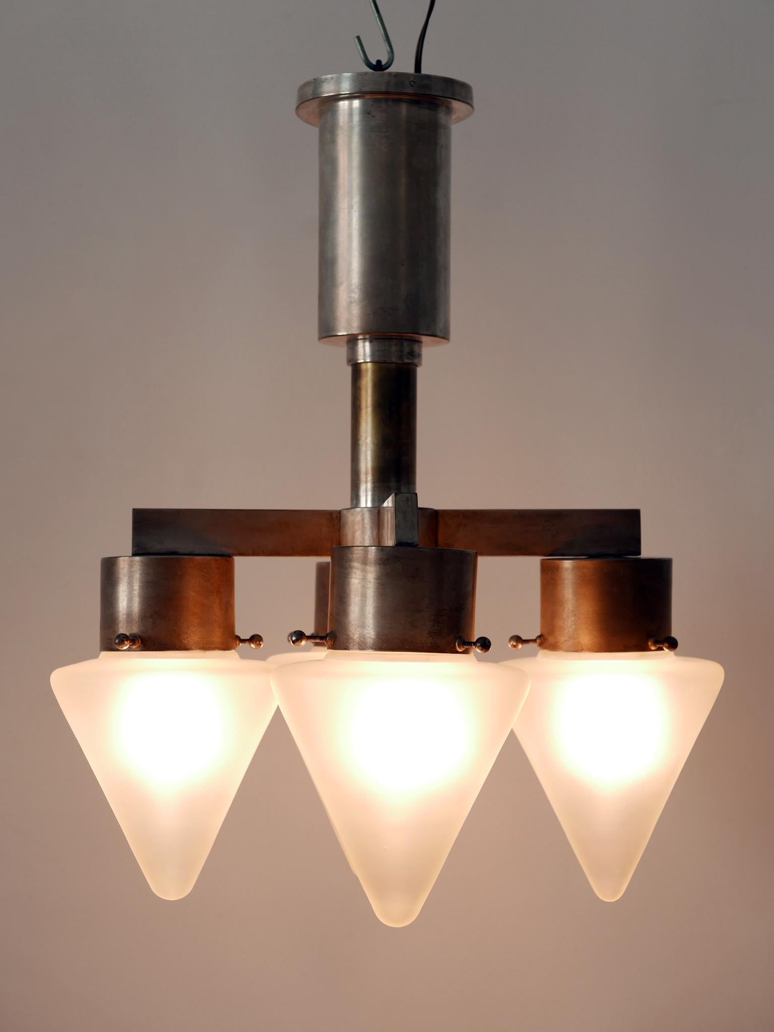 Elegant Four-Flamed Art Deco Chandelier or Ceiling Lamp Germany 1930s For Sale 3