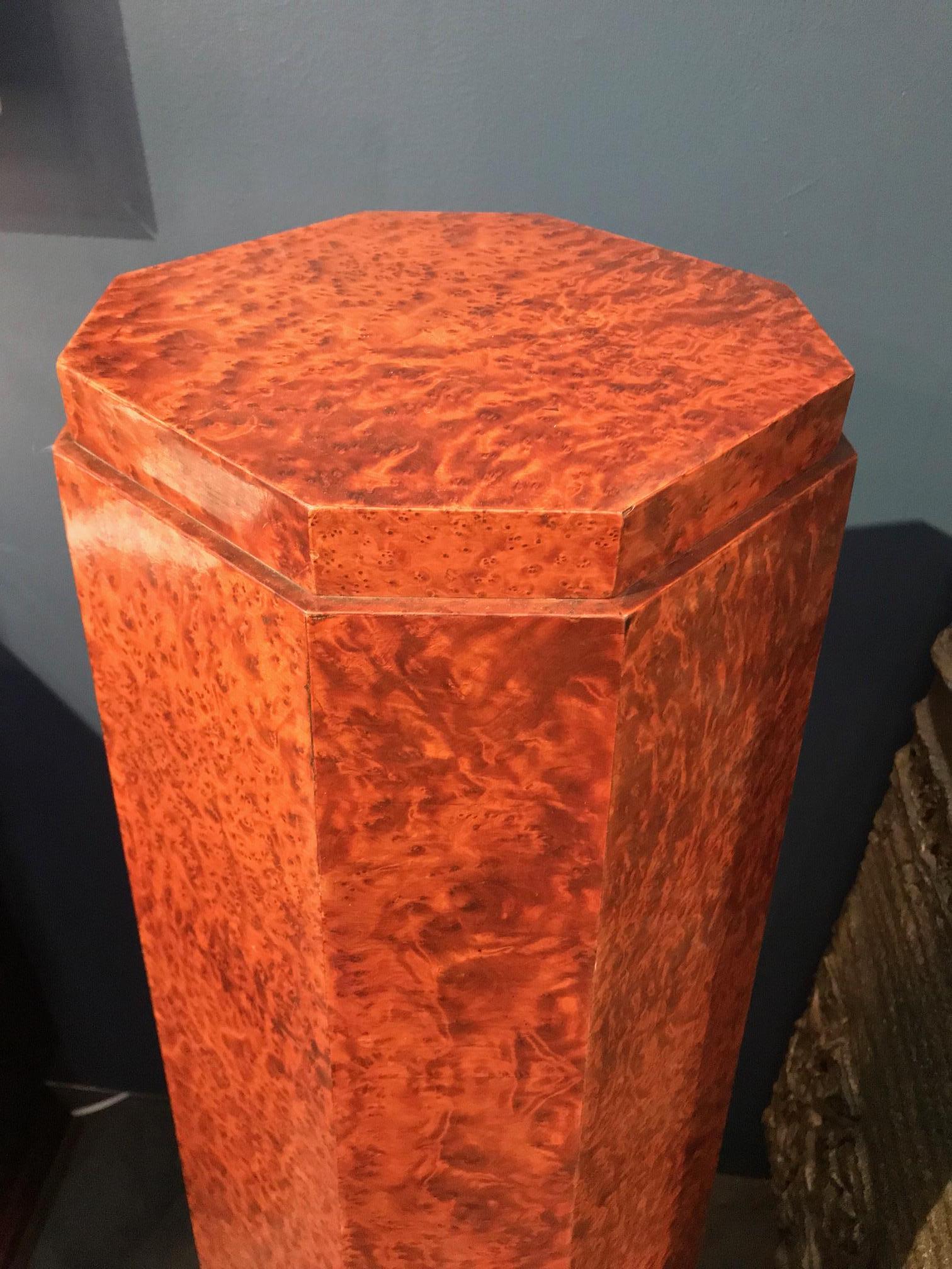 Early 20th Century Elegant French Art Deco Period Burled Wood Pedestal For Sale